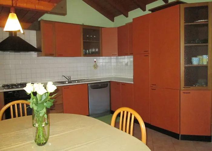 La Casa Del Borgo Oda ve Kahvaltı Brissago-Valtravaglia